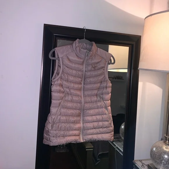 Arc’teryx cerium LT vest - Picture 2 of 10